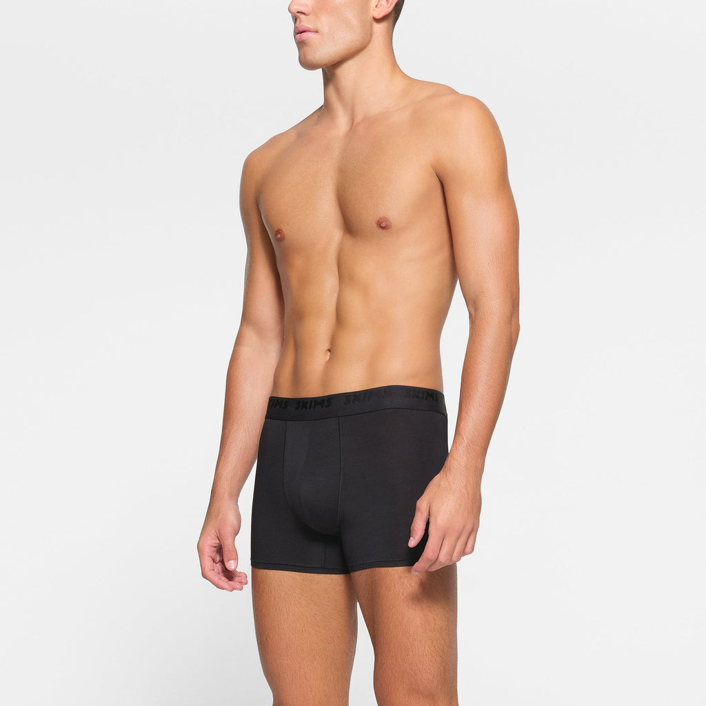 SKIMS STRETCH MENS 3" BOXER BRIEF | OBSIDIAN