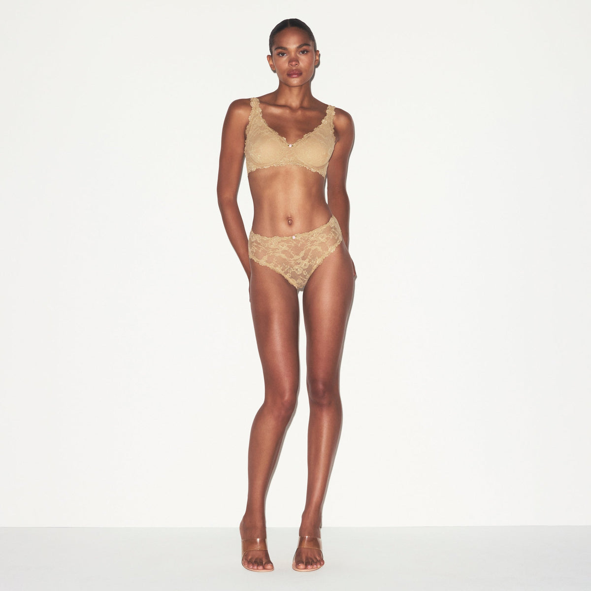 STRETCH LACE BRIEF | DELTA