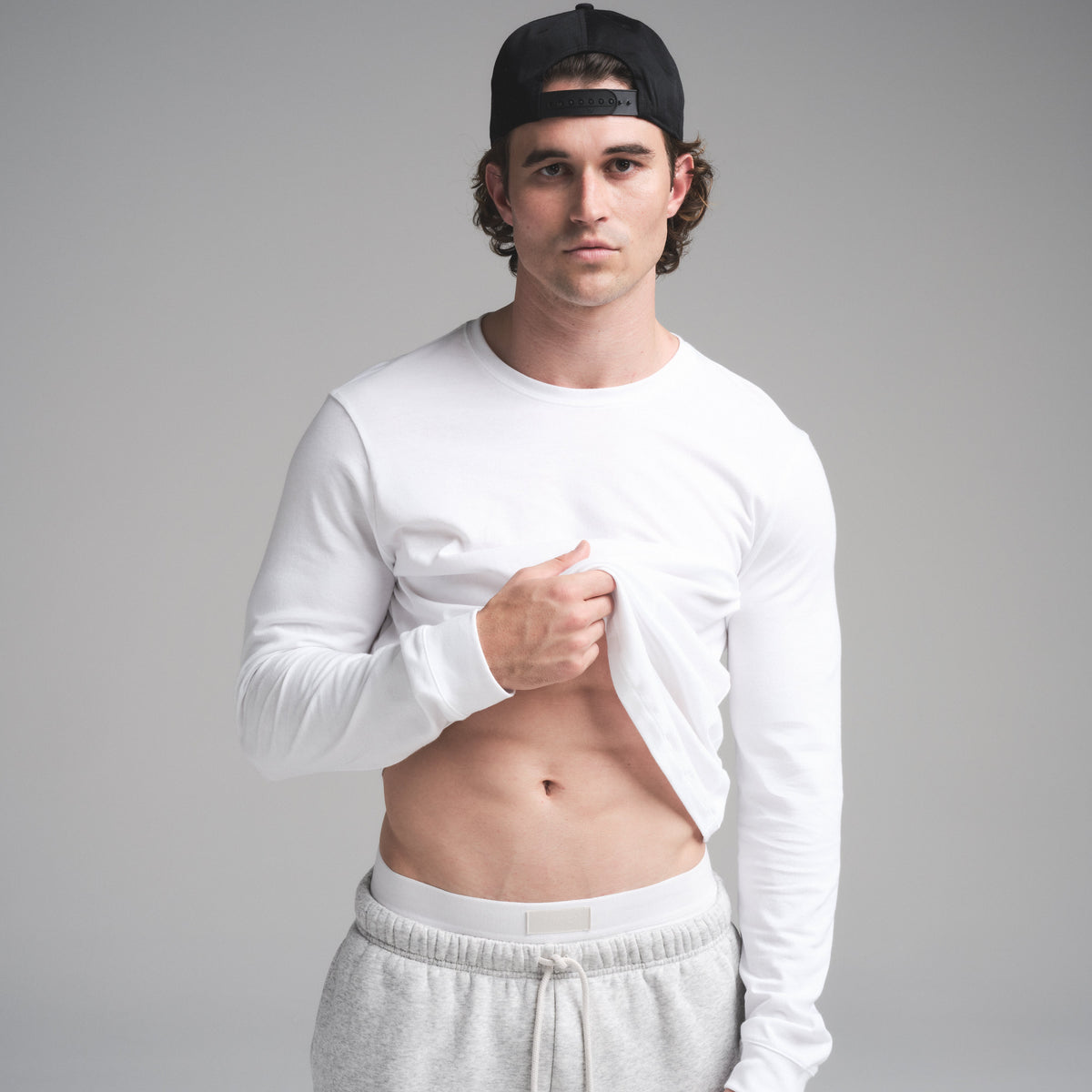 SKIMS COTTON MENS CLASSIC LONG SLEEVE T-SHIRT | CHALK
