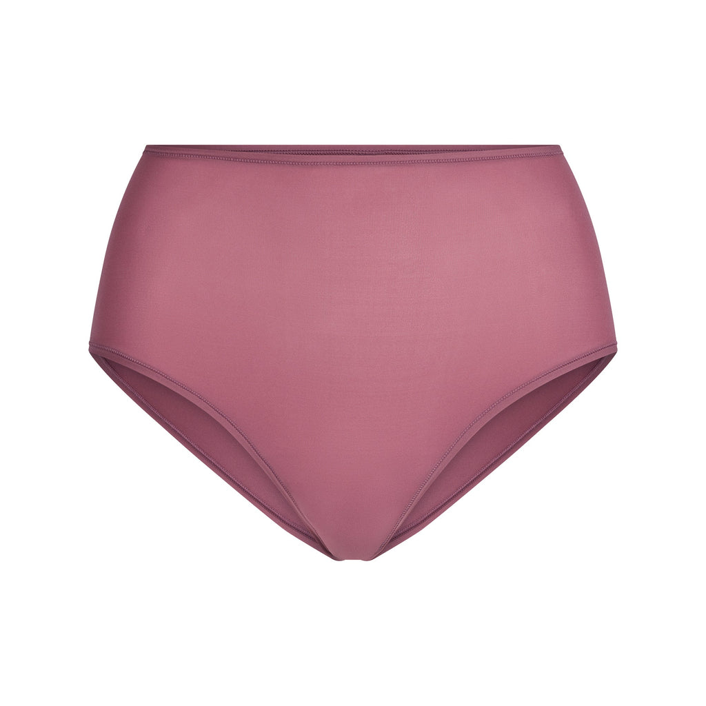 FITS EVERYBODY FULL BRIEF | BEET