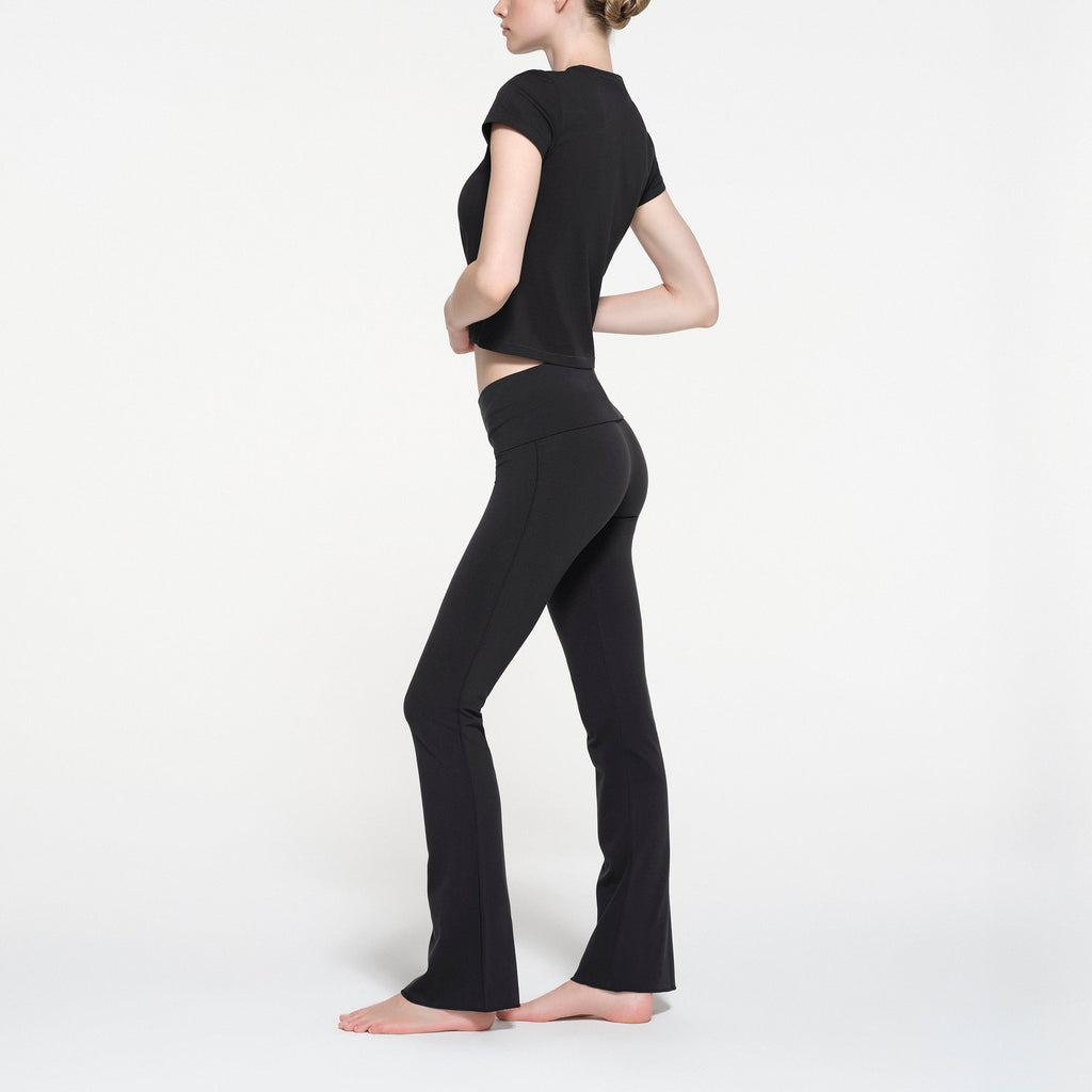 RELAXED TEES SHRUNKEN T-SHIRT | ONYX
