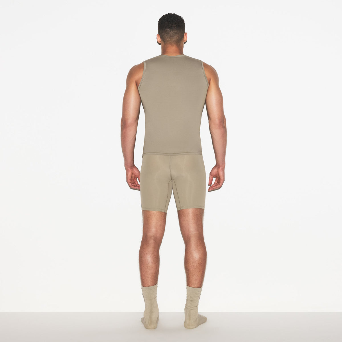 SKIMS FLEX MENS MUSCLE TANK | DUNE